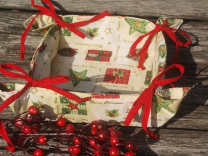 Karácsonyi kenyérkosár - adventi krém színű