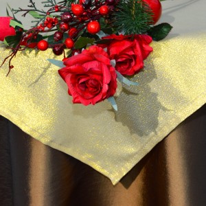 Karácsonyi asztalterítő barna - arany lurex középpel