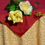 Asztalterítő garnitúra - drapp virágos terítő